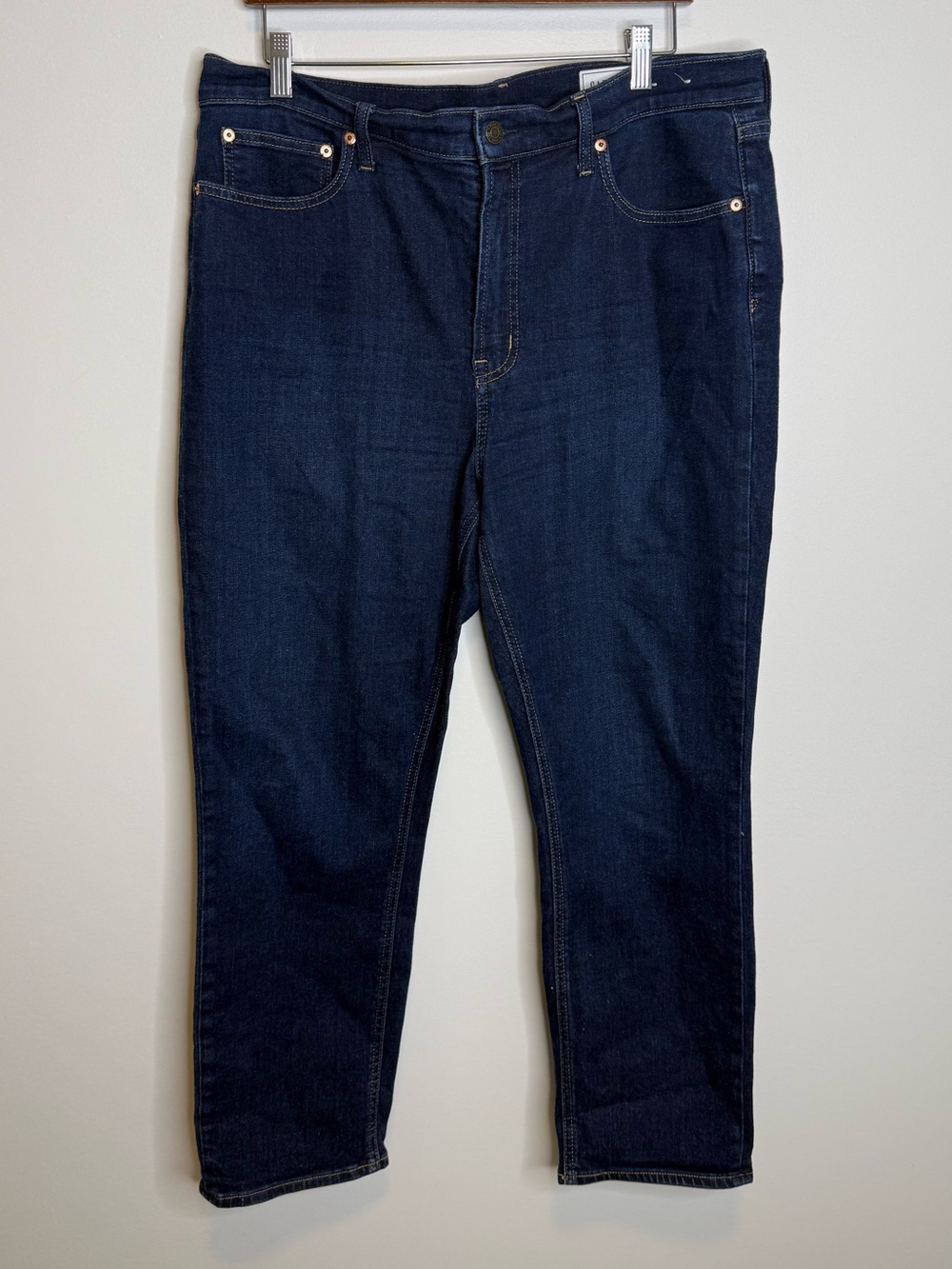 GAP High Rise vintage slim Women's Jeans - Dark Indigo Blue size 33 / 16